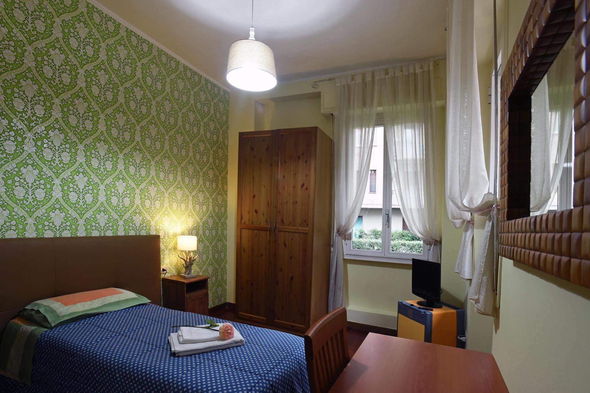 B&B Sant'Agostino Милано Екстериор снимка