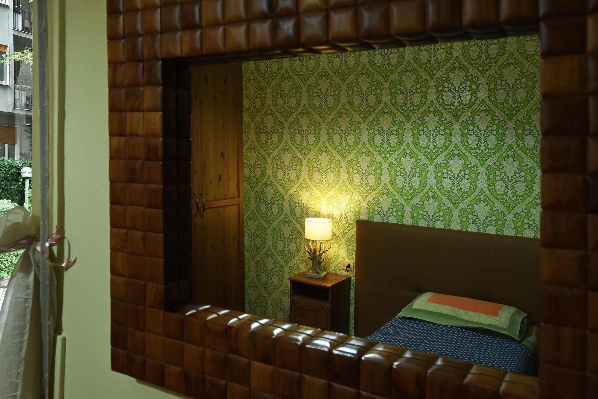 B&B Sant'Agostino Милано Екстериор снимка
